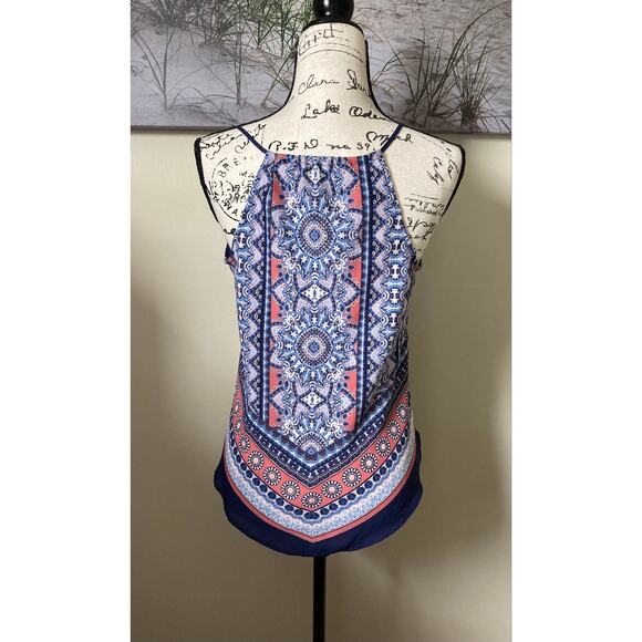 A. Byer women's handkerchief style spaghetti strap flowered top, size small - Picture 3 of 8